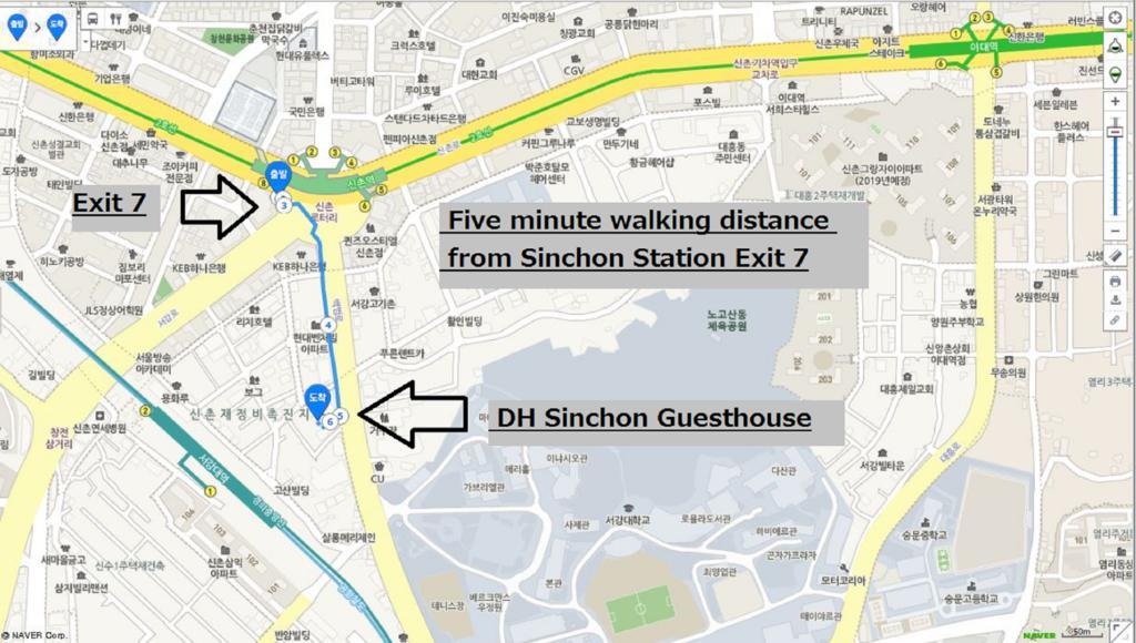 D.H Sinchon Guesthouse Seoul Bagian luar foto